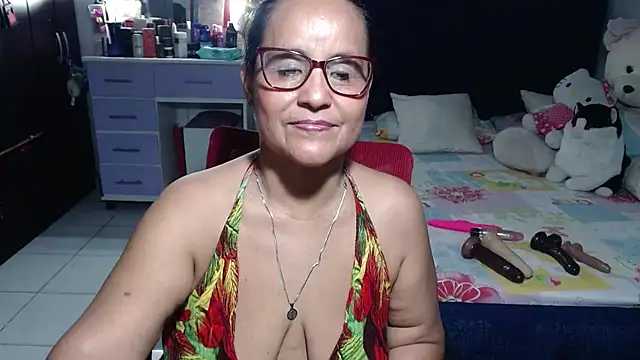 pervert_mommy_ Adlı Modelin Canlı XXX Sohbeti