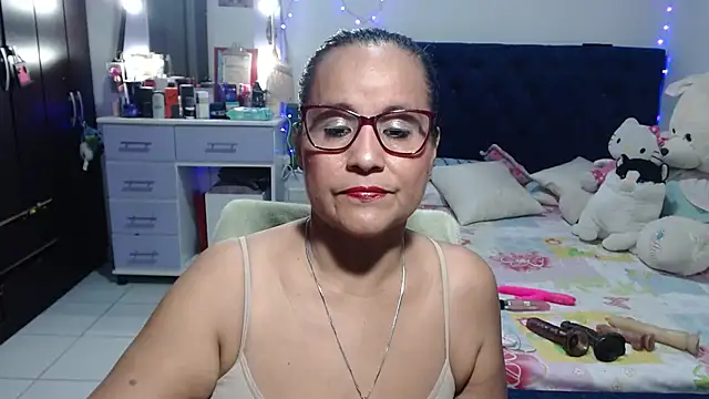 Chat XXX en directo de pervert_mommy_