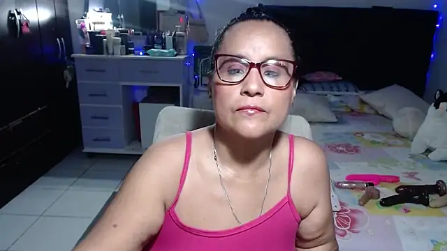Chat XXX en directo de pervert_mommy_