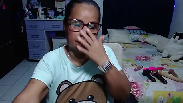 pervert_mommy_'s Live XXX Chat