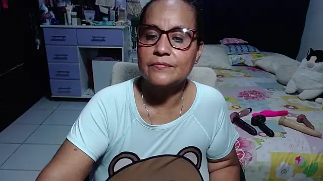 pervert_mommy_ – Naživo XXX chat