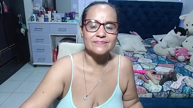 pervert_mommy_ Webcam Show