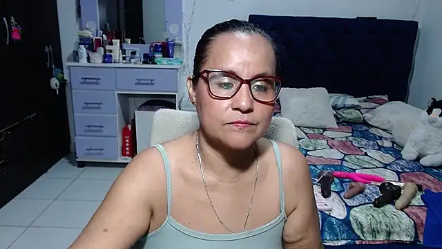 Chat XXX en directo de pervert_mommy_