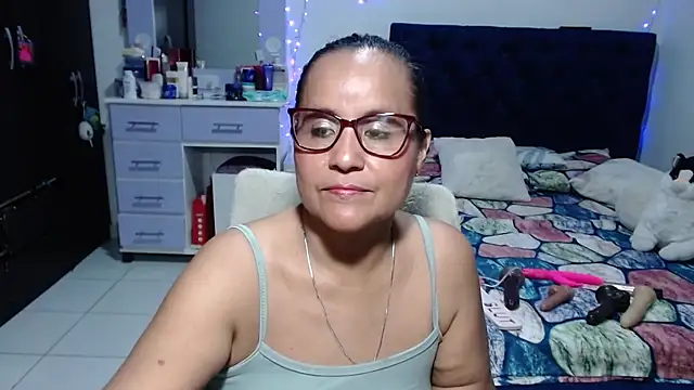 pervert_mommy_ Chat XXX live