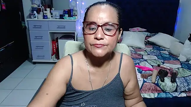 Chat +18 de pervert_mommy_ ao vivo
