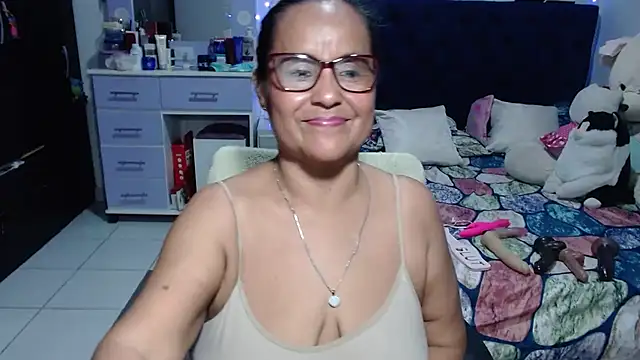צ'אט XXX בשידור חי של pervert_mommy_