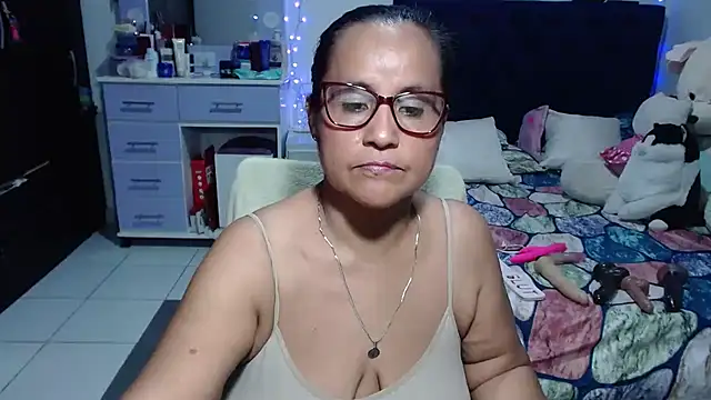 pervert_mommy_ 即時 XXX 聊天