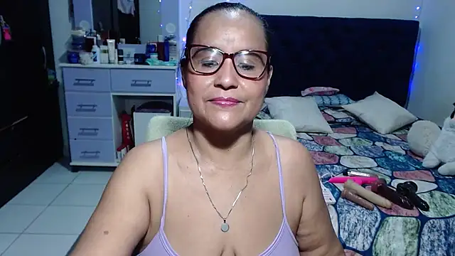 pervert_mommy_n Live XXX chat