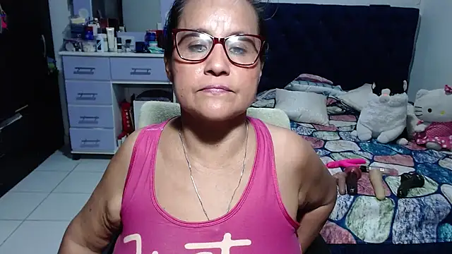 دردشة pervert_mommy_ الجنسية المباشرة