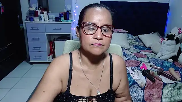 pervert_mommy_ Chat XXX in diretta