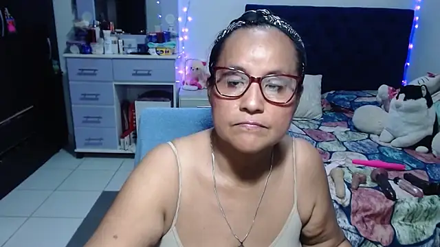XXX chat uživo modela pervert_mommy_
