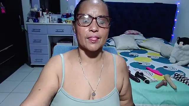 pervert_mommy_: вебкам-шоу