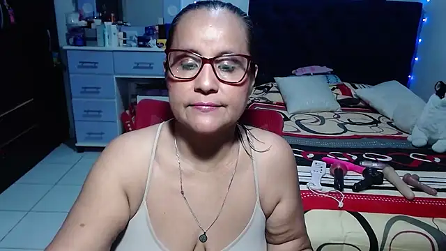 Živý XXX chat pervert_mommy_