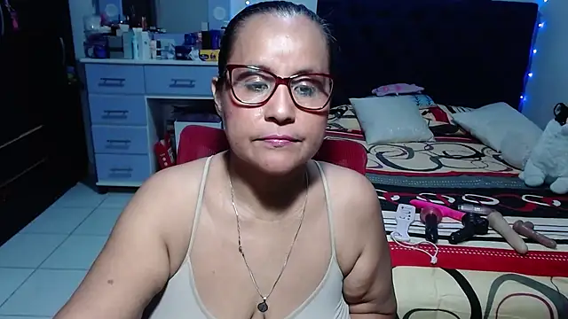 pervert_mommy_ Chat XXX in diretta