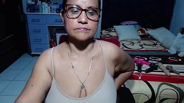 pervert_mommy_ – Live XXX-chat