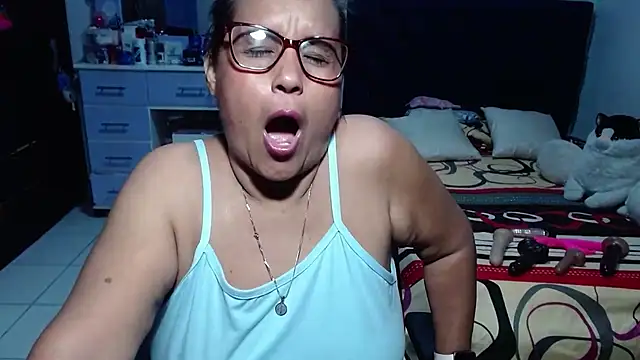 عرض كام pervert_mommy_