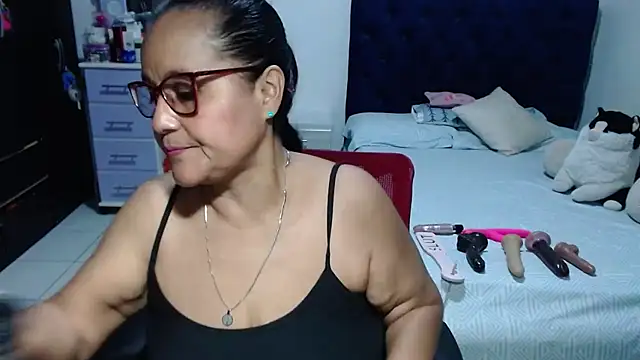 pervert_mommy_ Live XXX Chat