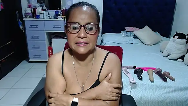 Chat XXX en directo de pervert_mommy_