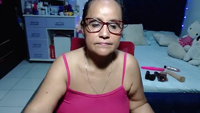 pervert_mommy_'s Live XXX Chat
