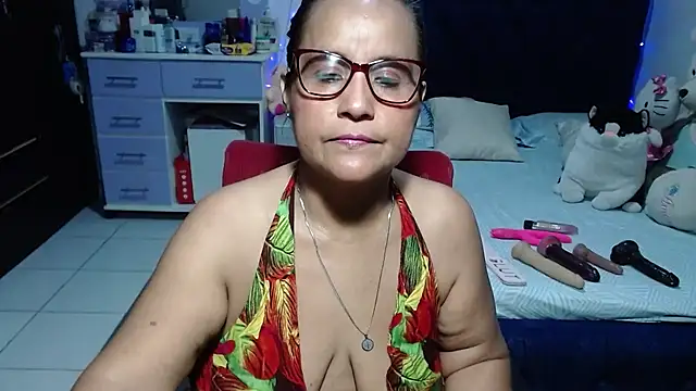 دردشة pervert_mommy_ الجنسية المباشرة