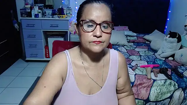 Chat XXX en directo de pervert_mommy_