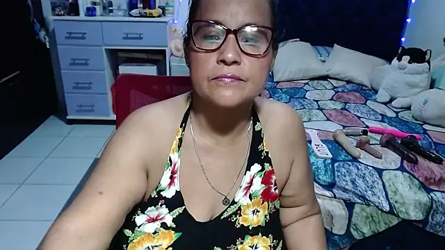 pervert_mommy_ 现场XXX聊天