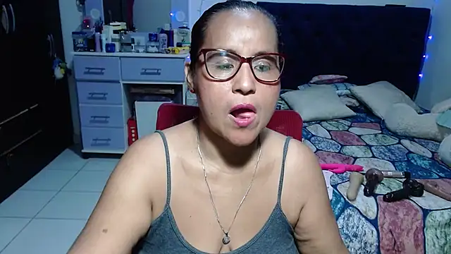pervert_mommy_ 라이브 XXX 채팅