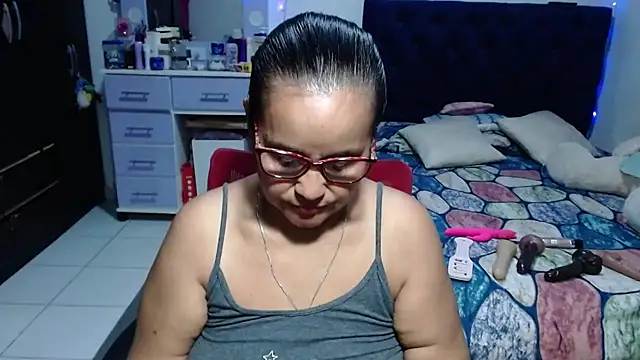 pervert_mommy_ – Live XXX-chat