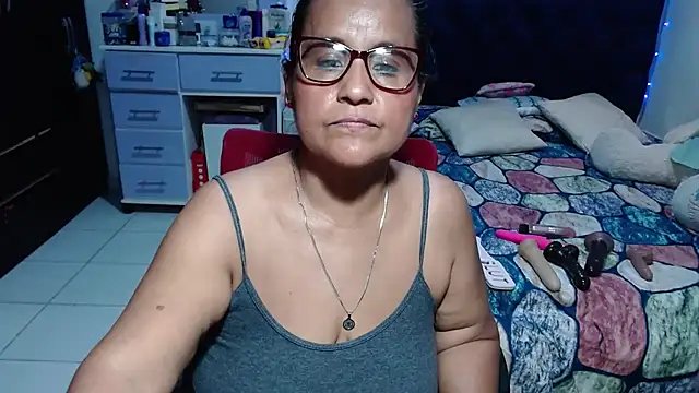 pervert_mommy_ – Live XXX-chat
