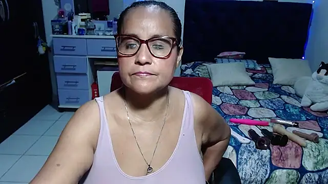 XXX chat uživo modela pervert_mommy_