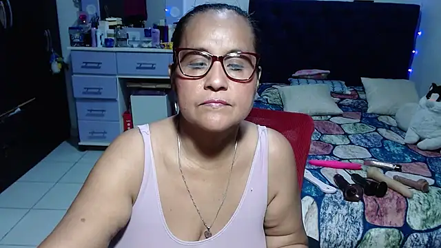 Chat XXX en directo de pervert_mommy_