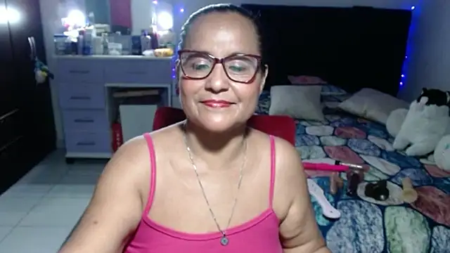 pervert_mommy_'s Live XXX Chat