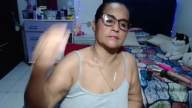 Chat +18 de pervert_mommy_ ao vivo
