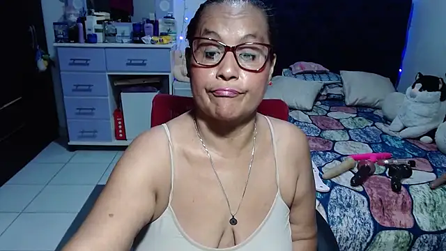 XXX chat uživo modela pervert_mommy_