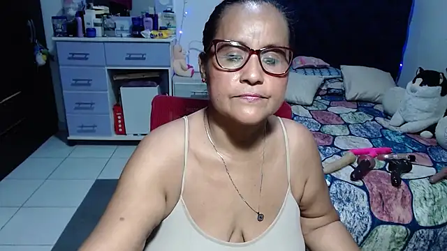 XXX chat uživo modela pervert_mommy_