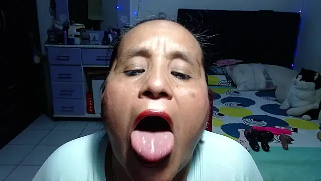 Czat XXX na żywo – pervert_mommy_