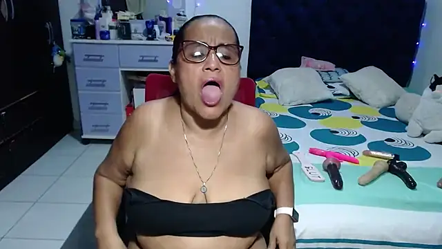 pervert_mommy_ XXX чат на живо