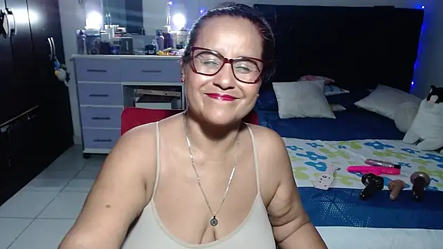 pervert_mommy_ live XXX chat