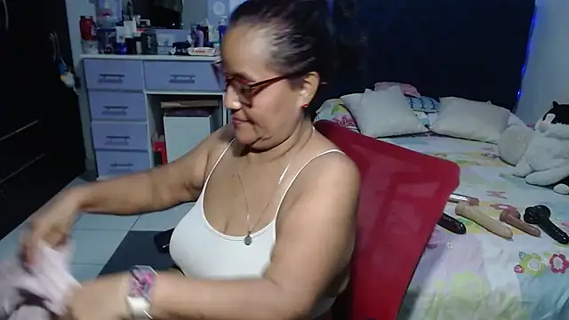 Živý XXX chat pervert_mommy_