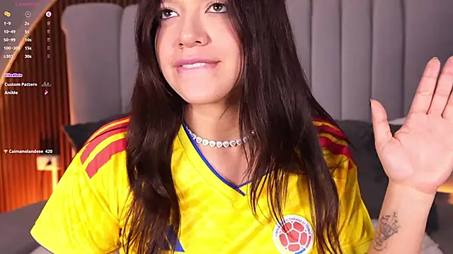 عرض كام emperatriz_reyes