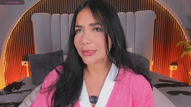 Czat XXX na żywo – emperatriz_reyes