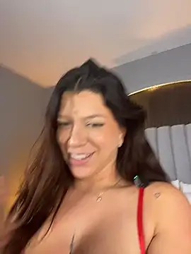 emperatriz_reyes Adlı Modelin Web Kamerası Şovu