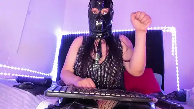 Godeskaroline – Kamerová šou