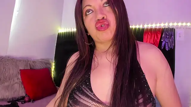 Chatroom XXX en direct de Godeskaroline