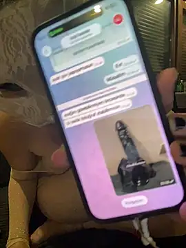 Chat +18 de ShahikaShakeel ao vivo
