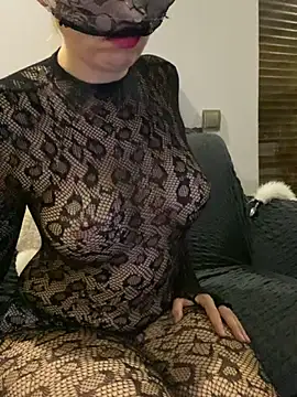ShahikaShakeel Webcamshow