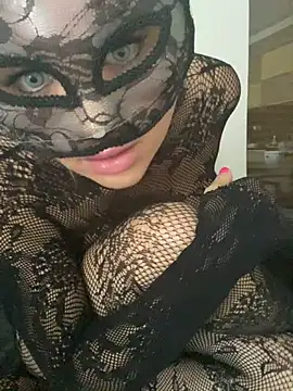 ShahikaShakeel élő XXX-chatje
