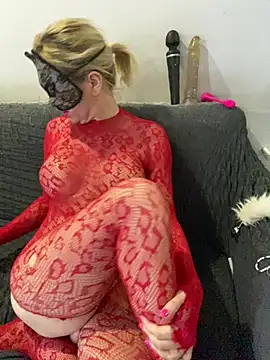 Živá chatovací místnost ShahikaShakeel