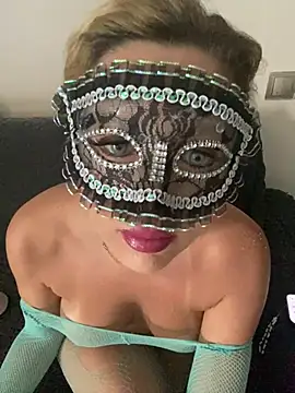 دردشة SofiyaShahika الجنسية المباشرة