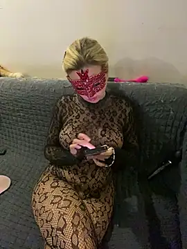 SofiyaShahika Adlı Modelin Canlı XXX Sohbeti